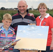 The 10-year-old prodigy of painting makes money like water