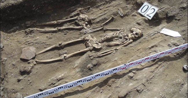 The 5,000-year-old fist couple remains in Russia
