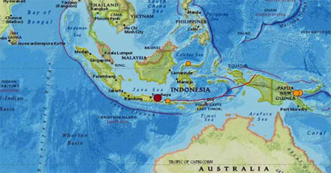 The 6-degree earthquake caused a collapse in Indonesia, at least three people died