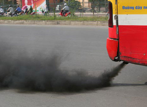 The air environment in Hanoi is declining