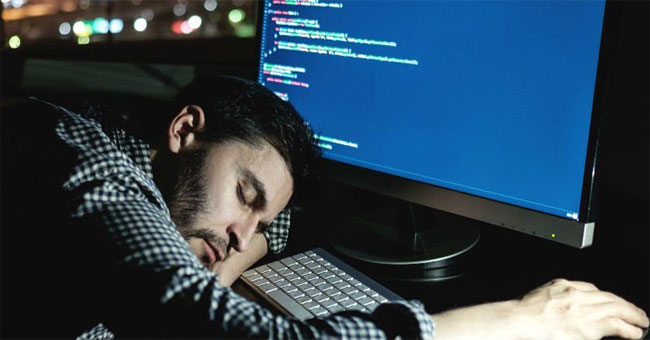 The brain will destroy itself if the body lacks regular sleep