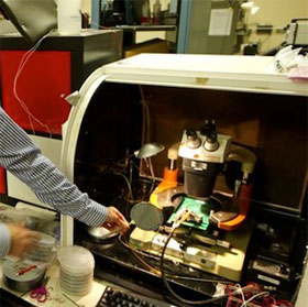 The calculator is made entirely of micro carbon nanotubes