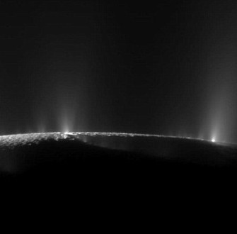 The Cassini spacecraft approaches the steam of Saturn's moon