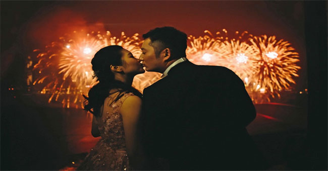 The ceremony to welcome the new year of the people around the world