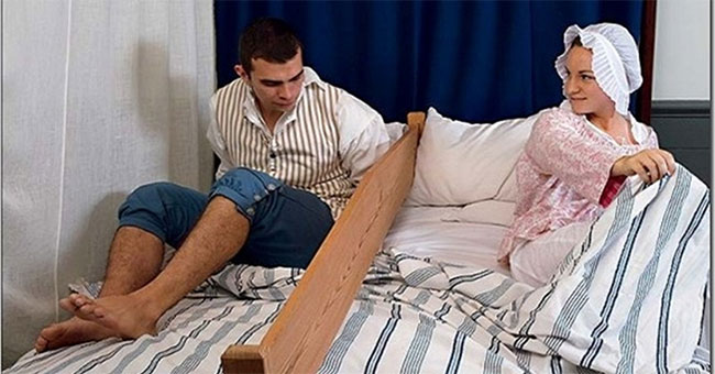 The custom of dating 1-0-2 love affair from past to present