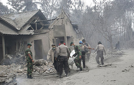 The danger of Indonesian volcano