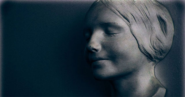 The death of an unknown girl in Paris taught us: Life can pass on kisses