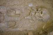 The death of Xom Den woman 3,500 years ago
