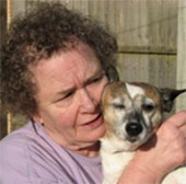The dog saves the owner from the fire