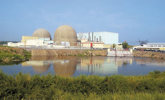 The earthquake caused the US nuclear power plant to close