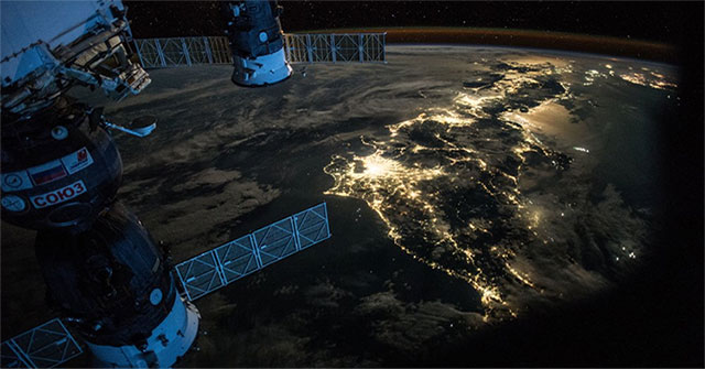 The endless beauty of Earth in a set of photos taken from the universe