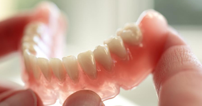 The extinction of dentures is approaching