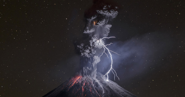 The fantasy world through the best photos honored by National Geographic