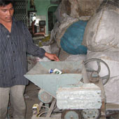 The farmer invented the scrap cans