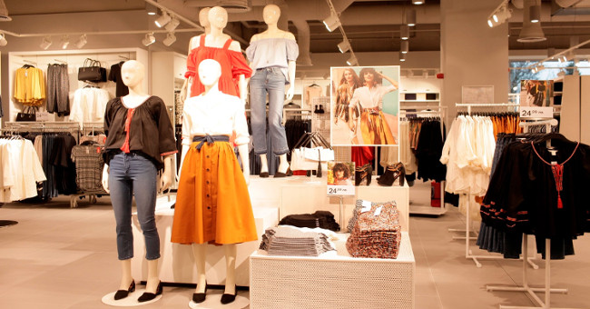 The fashion shop's tricks make you