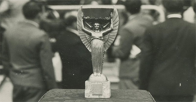 The fate of the miserable World Cup gold cup