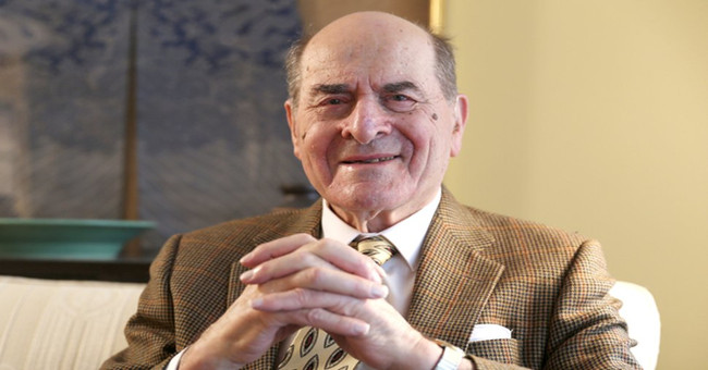 The father of Henry Heimlich's heterosexual procedure died