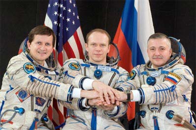 The fifth space tourists fly into orbit