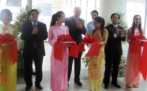 The first satellite navigation technology center in Vietnam