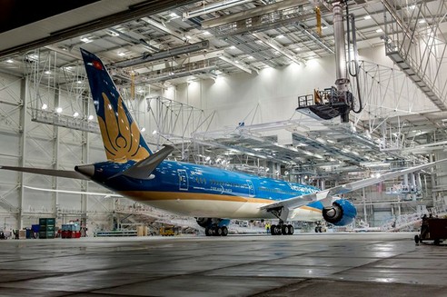 The first sight of Vietnam Airlines Boeing 787 shipped in the US