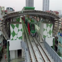 The first train and model station of Cat Linh - Ha Dong railway
