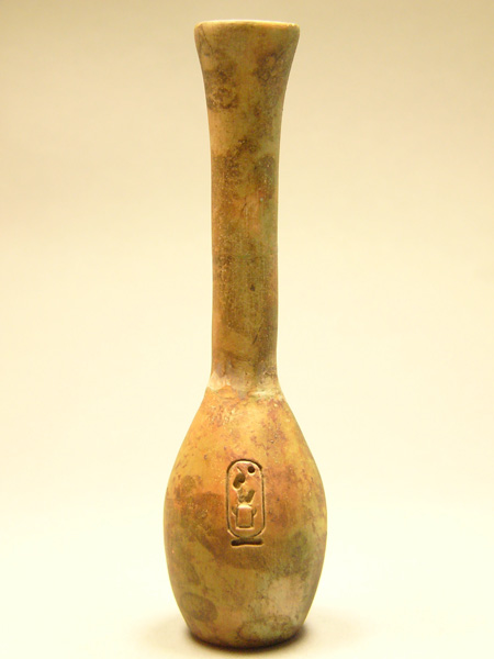 The fragrance of the female pharaoh perfume