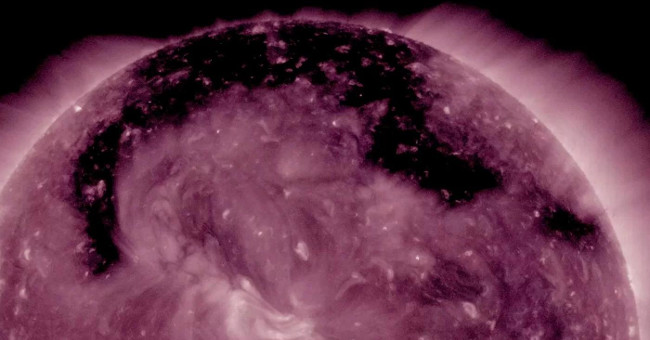 The giant dark area is detected again on the surface of the Sun.