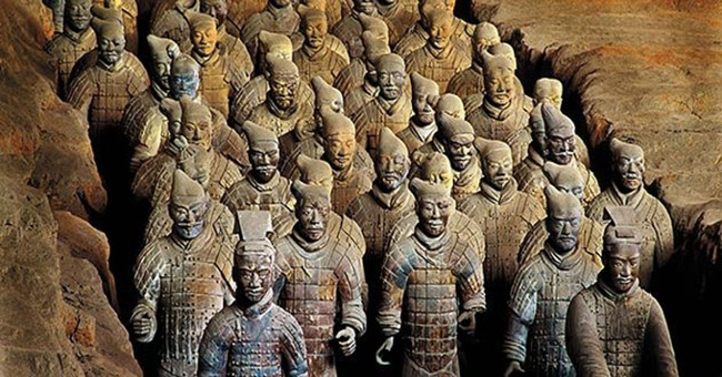The Greeks built an army to guard the tomb of Qin Shihuang