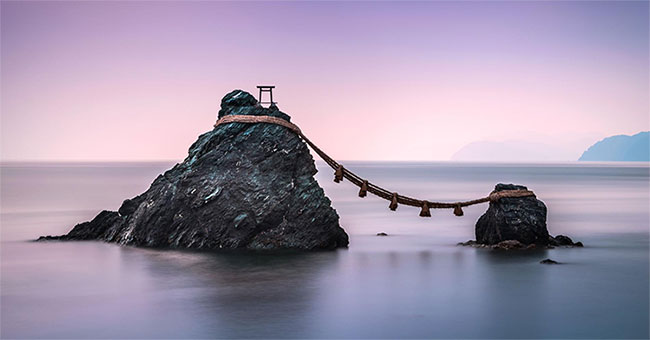 The Japanese island suddenly disappears, looking forever and unseen