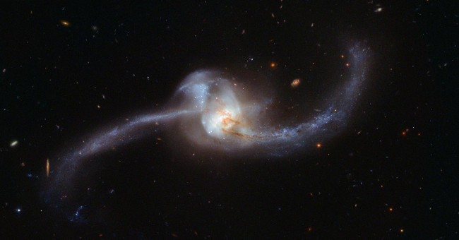 The knot formed from two galaxies collided