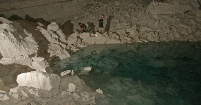 The lake nearly 3 billion years can contain alien life