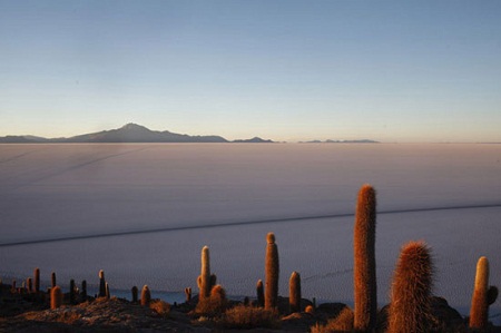 The largest salt field in the world is 4,000m high