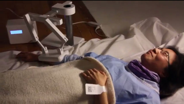 The last minute robot for dying