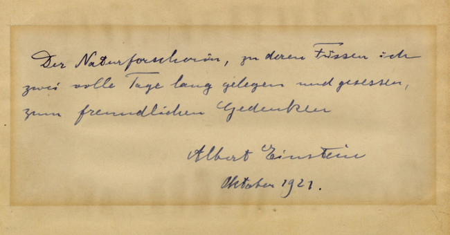 The letter of genius Albert Einstein sold more than 100,000 USD
