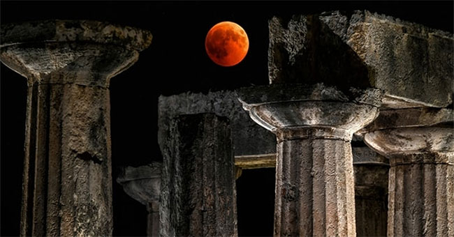 The longest lunar eclipse of the century around the world