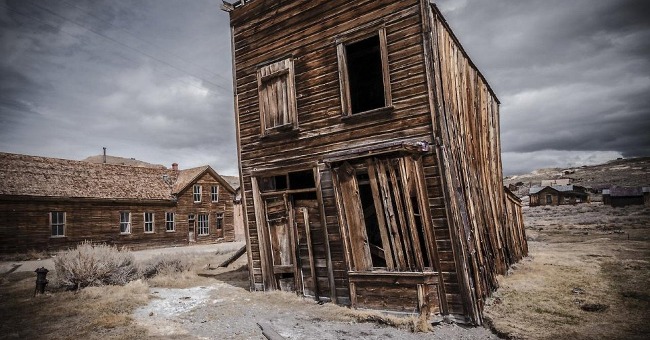 The most mysterious ghost towns on earth
