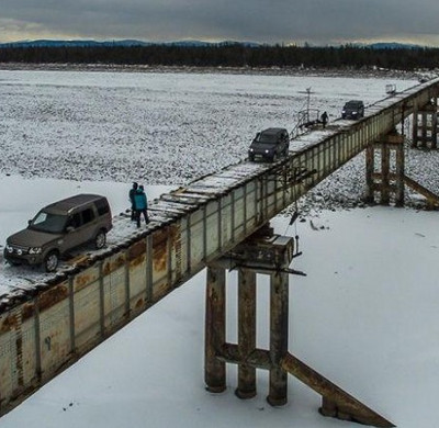 The most 'naked' bridge in the world