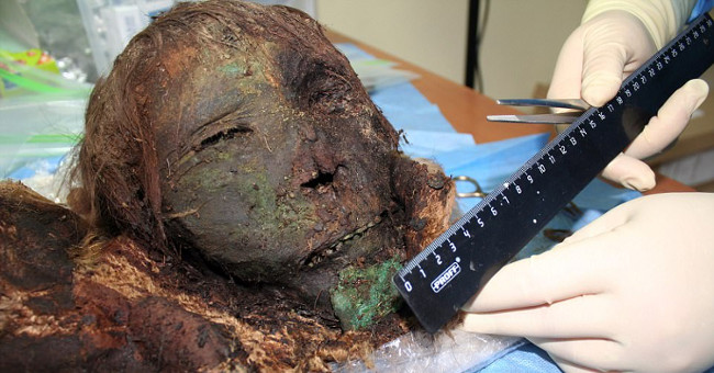 The mummy 'princess' nearly 1000 years old still has hair, long eyelashes curled