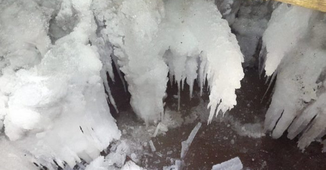 The mysterious cave only freezes in the hot summer