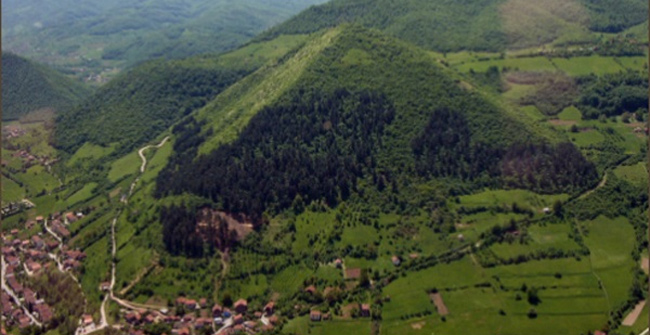 The mysterious Chinese pyramids exist today