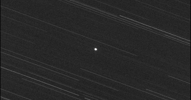 The mysterious meteorite suddenly grazed the Earth