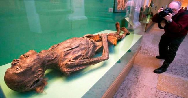The mystery of 2200-year-old royal mummy addiction and love of tattooing was revealed