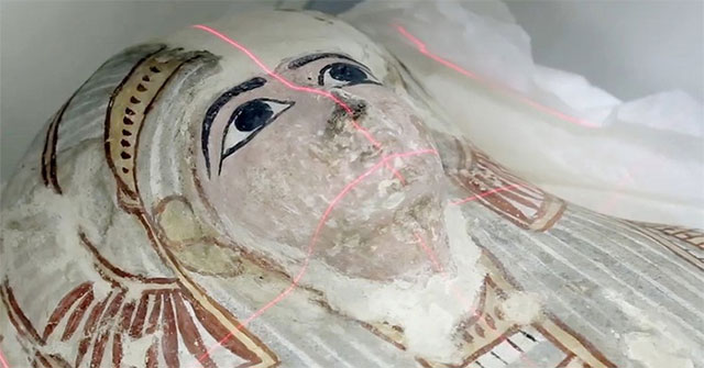 The mystery of a woman's hair is still black even though she died 3,000 years