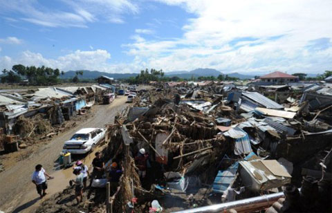 The number of deaths from typhoons in the Philippines exceeds 900