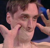 The person who has the ability to 'peel the skin' neck stuck on his face