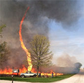 The phenomenon of scary fire dragons appeared in America