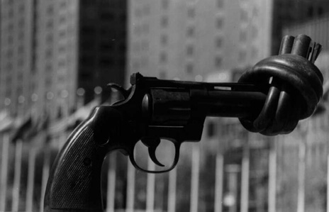 The process of evolving violence in humans
