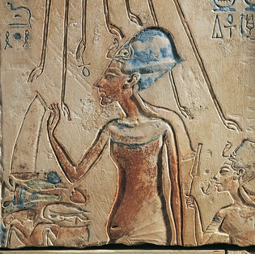 The reason Nefertiti is considered the most beautiful queen in Egypt