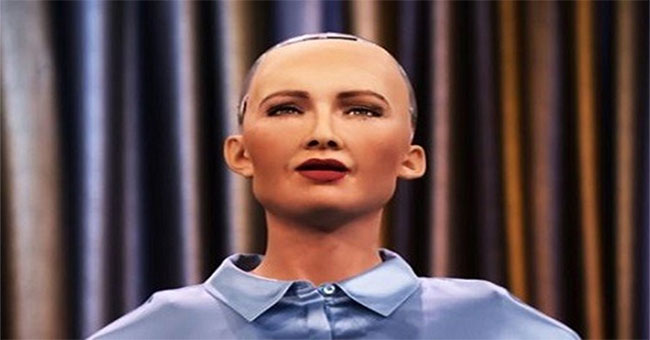 The robot Sophia is about to come to Vietnam to communicate about revolution 4.0