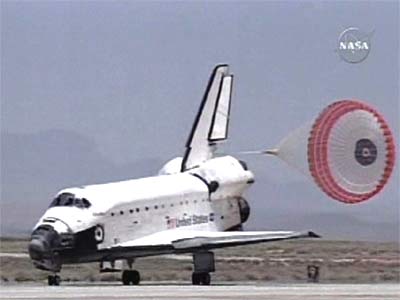 The safe Atlantis returned to Earth